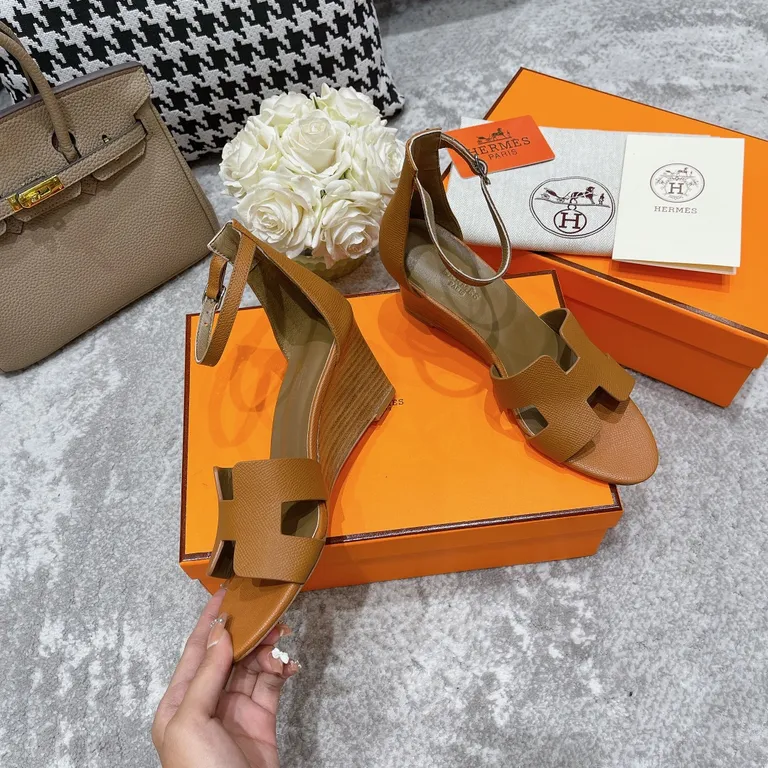 Hermes Shoe 